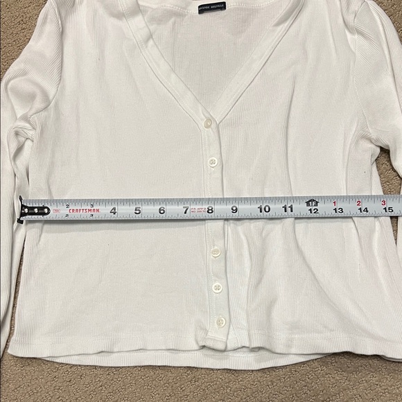 White Button-Up Women's Top - Picture 4 of 4